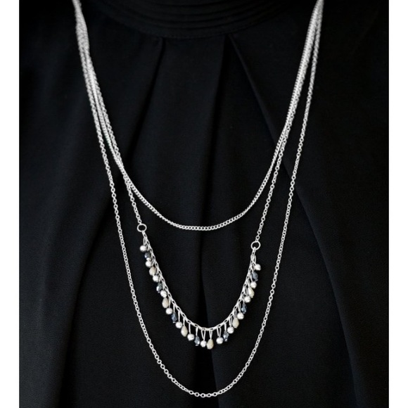 Blue and silver necklace with earrings - Picture 1 of 2